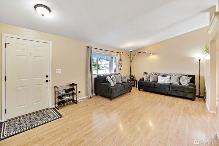 Property Photo: 10126 NE 56th Drive NE WA 98270