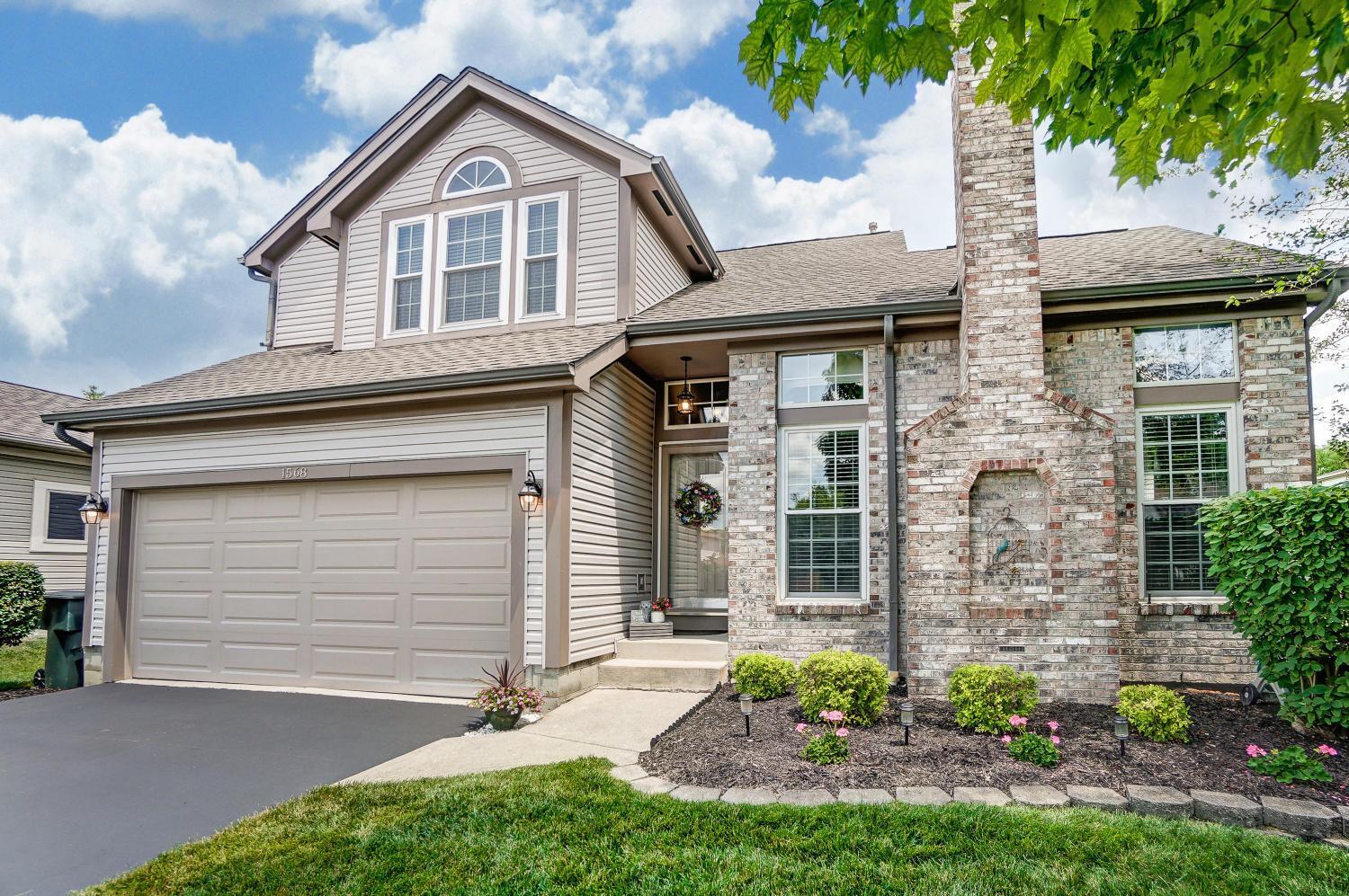 Property Photo: 1568 Weiskopf Drive OH 43228