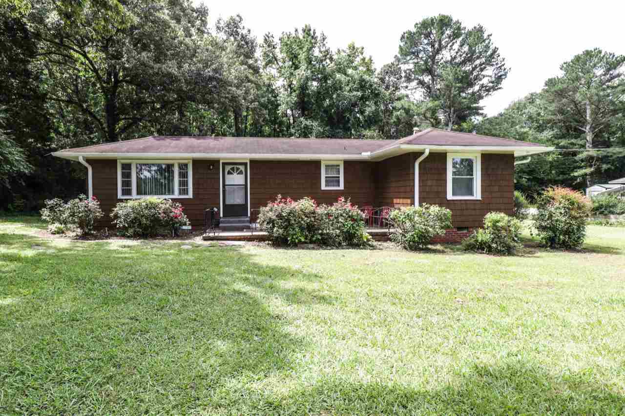 Property Photo:  1592 Westover Road  TN 38301 