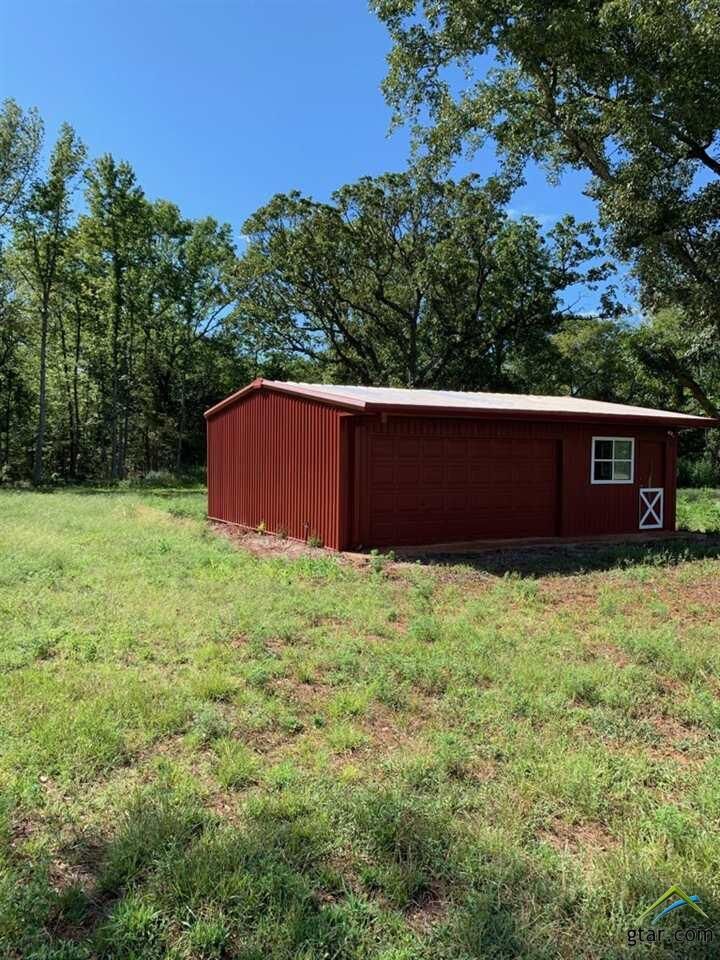 Property Photo:  21645 Cr 431  TX 75771 