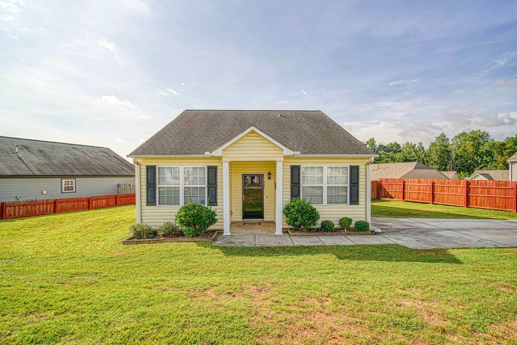 Property Photo:  520 Lois Way  SC 29316 