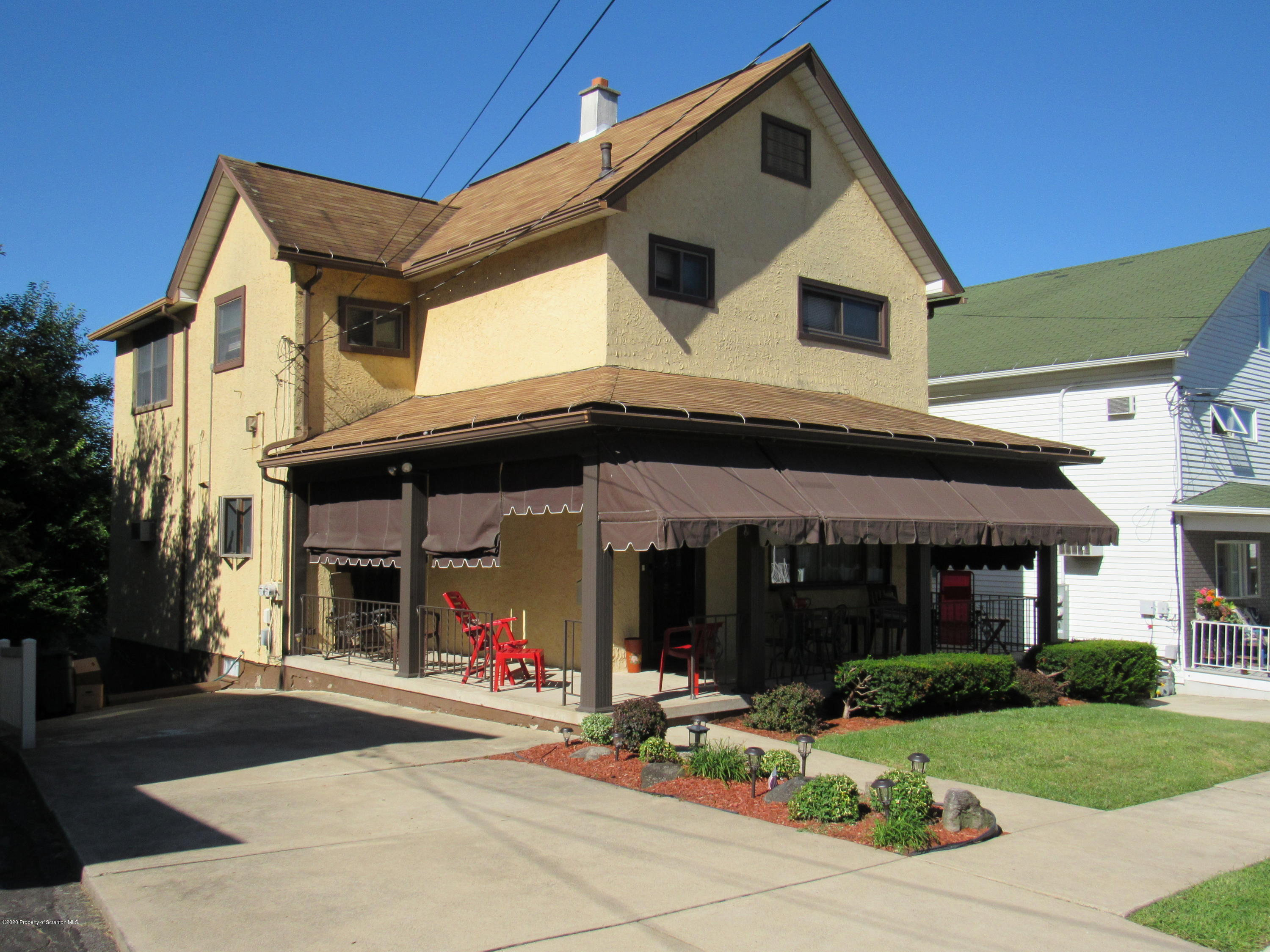 Property Photo:  174 E Pine Street  PA 18512 