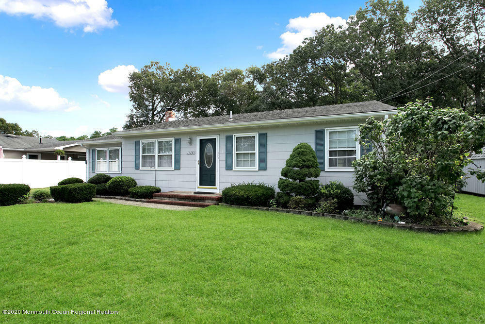 Property Photo:  1138 Skiff Way Drive  NJ 08731 