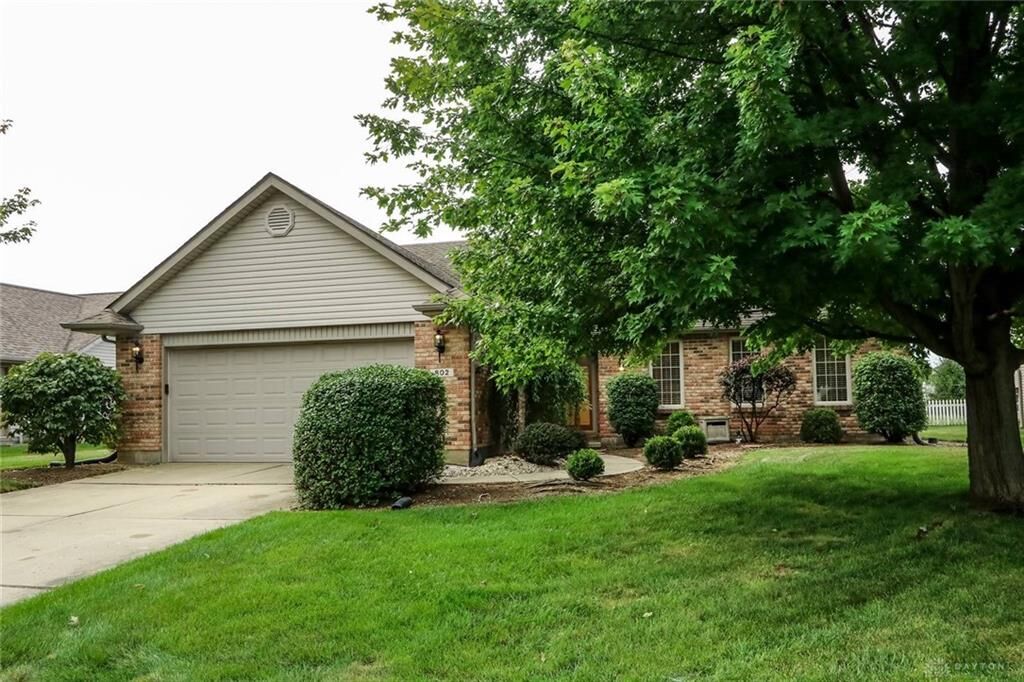 Property Photo: 802 Plover Lane OH 45315