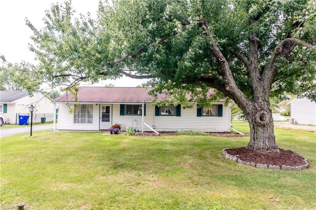 Property Photo:  10389 Wentworth Road  OH 44241 