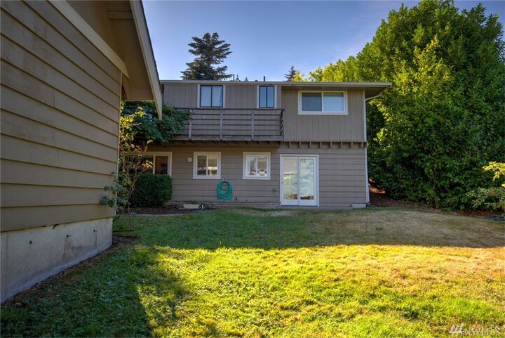 Property Photo: 16307 2nd Dr SE WA 98012