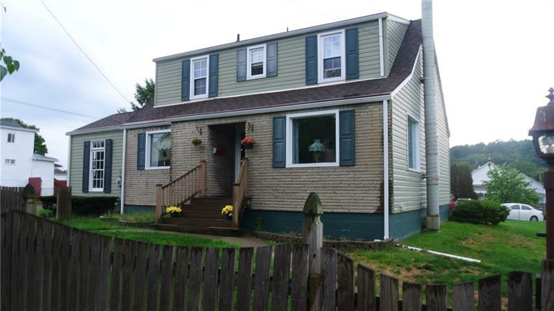 Property Photo:  1437 4th Street  PA 15065 