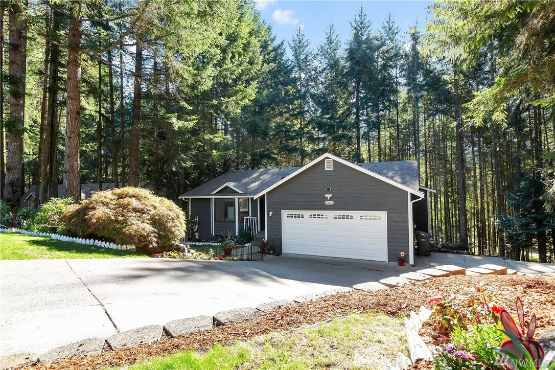 Property Photo:  10021 Jimi Place SW  WA 98367 