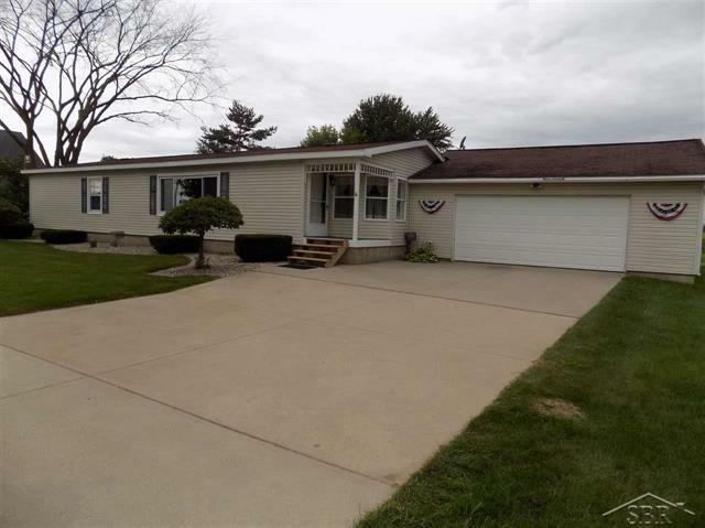 Property Photo:  2244 S Reese Rd  MI 48757 