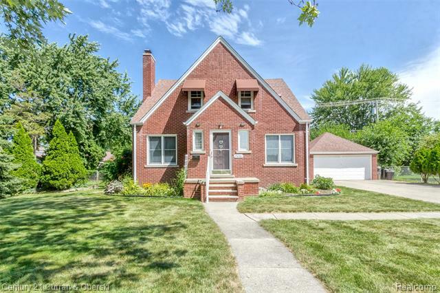 Property Photo:  15226 Englewood Avenue  MI 48101 