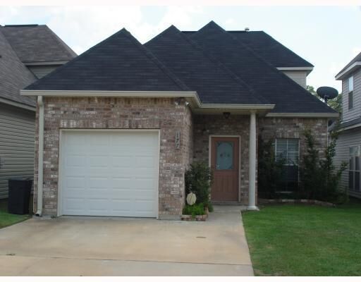 Property Photo: 177 Emerald Oaks Drive LA 70433