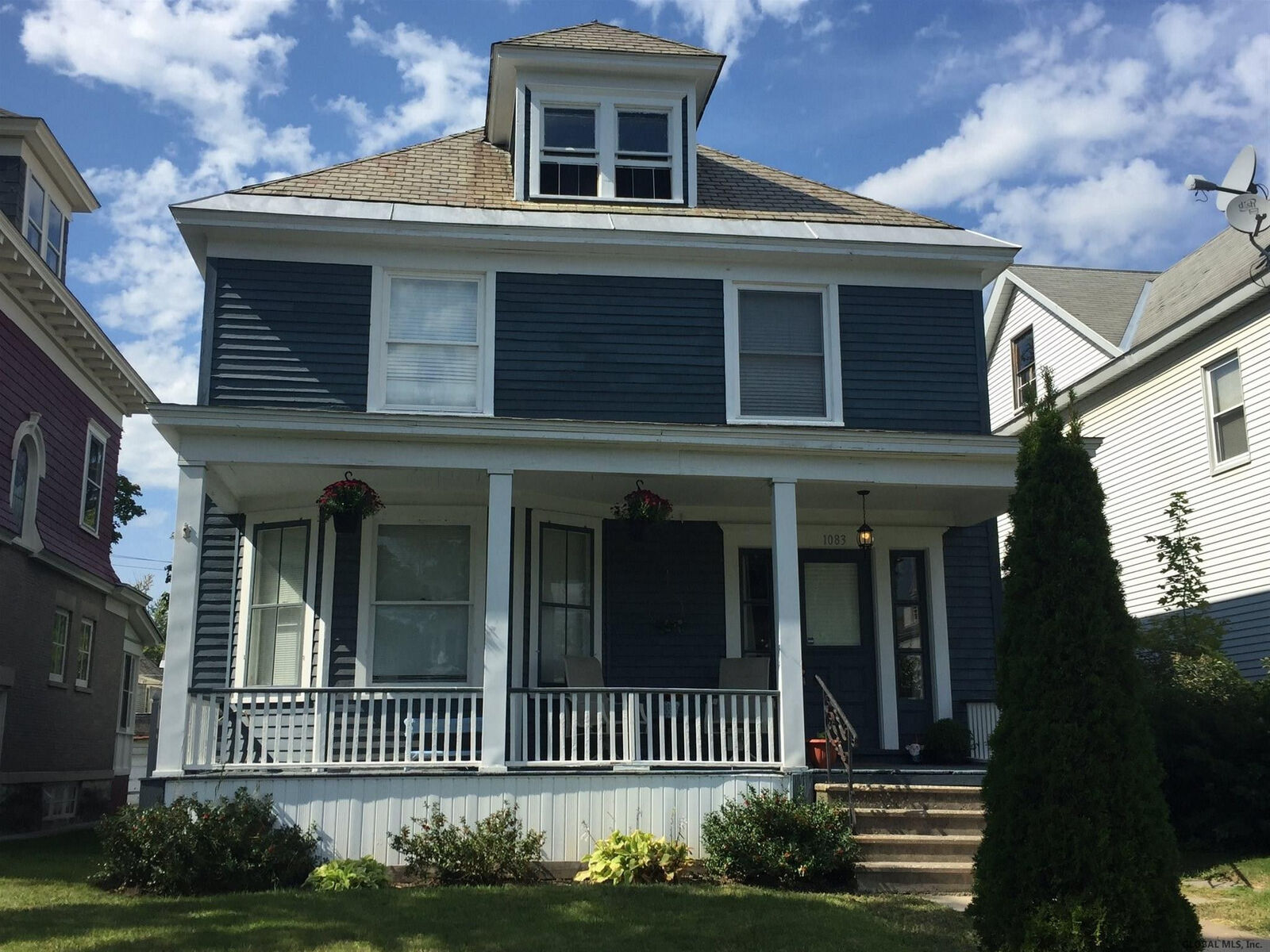 Property Photo:  1083 Parkwood Boulevard  NY 12308 