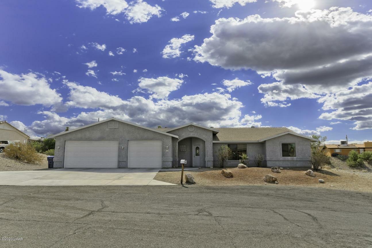 Property Photo:  62 Viscount Ln  AZ 86403 