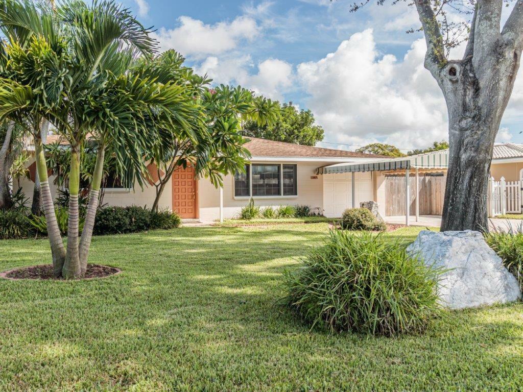 Property Photo:  11019 101st Avenue  FL 33772 