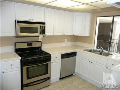 Property Photo:  5204 Longfellow Way  CA 93033 