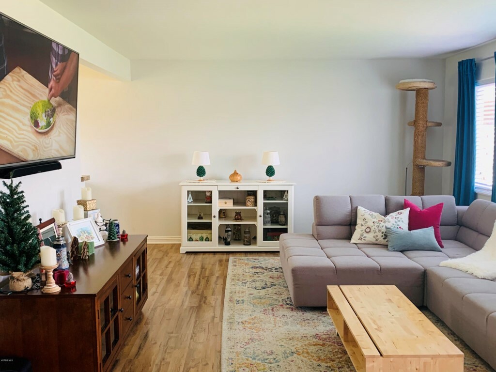 Property Photo:  3411 S E Street  CA 93033 