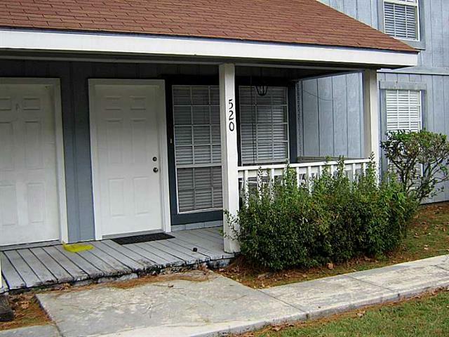 Property Photo: 520 Cedarwood Street LA 70471