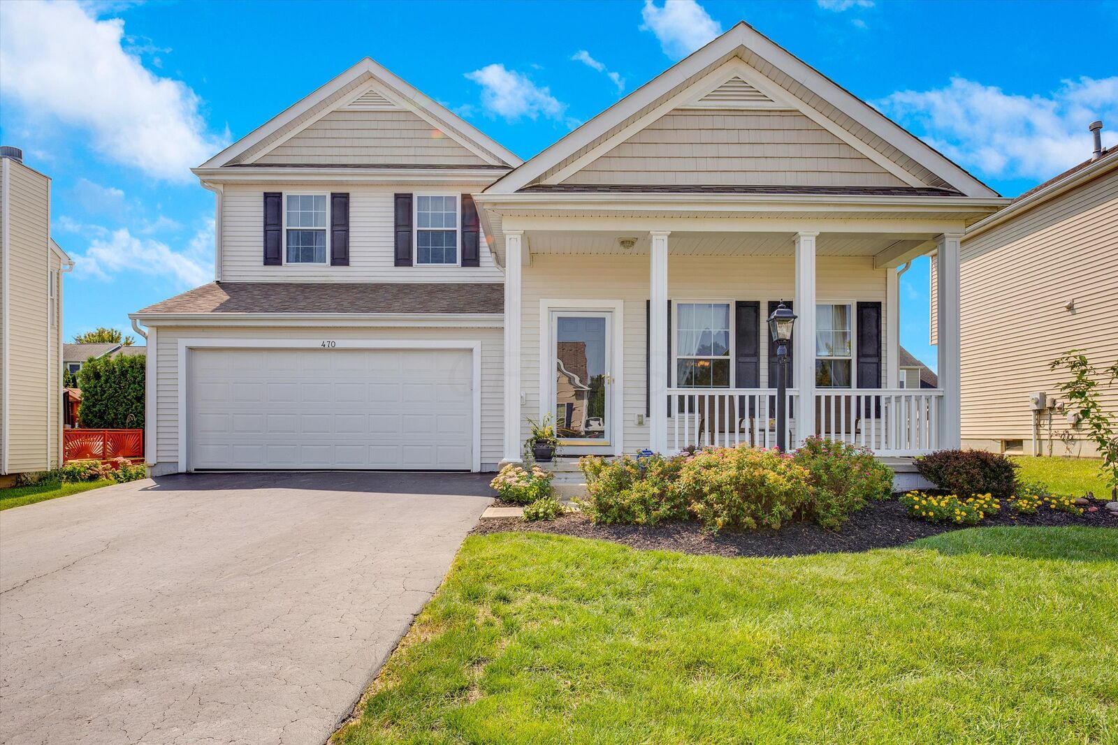 Property Photo:  470 Yale Circle  OH 43147 