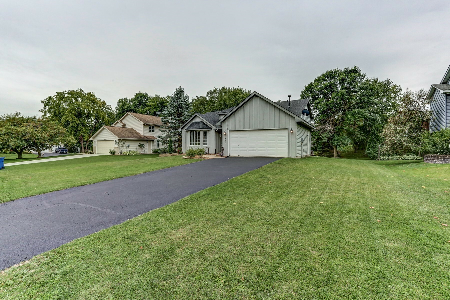 Property Photo:  4923 River Wood Drive  MN 55378 