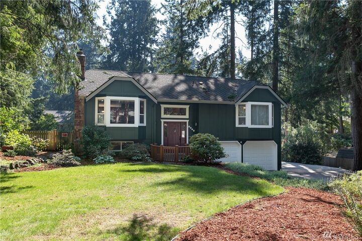 Property Photo:  2008 46th St NW  WA 98335 