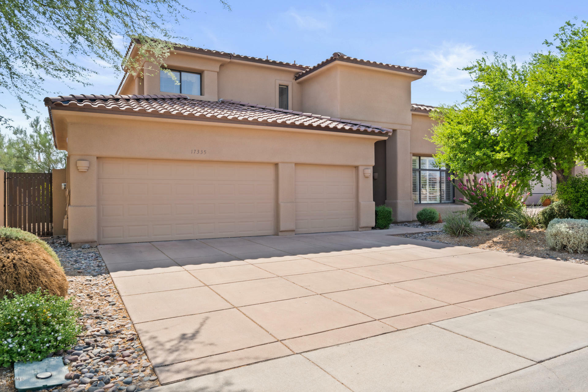 Property Photo: 17335 E Vía Del Oro -- AZ 85268