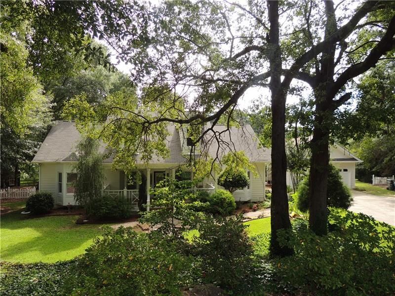 Property Photo:  3001 Maple Cove Court  GA 30052 