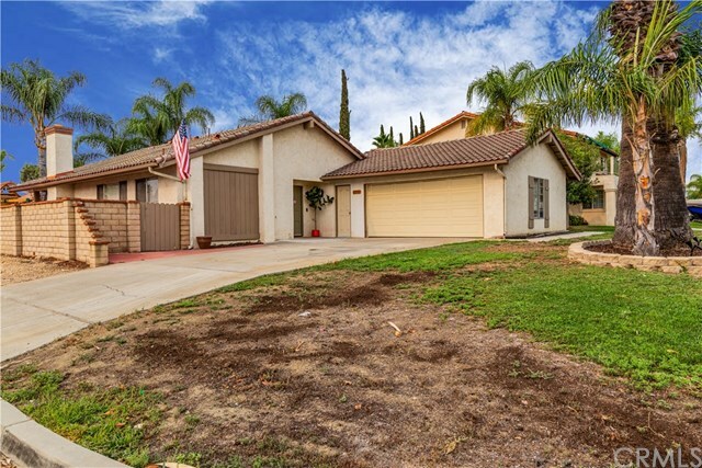 Property Photo:  23281 Canyon Lake Drive N  CA 92587 