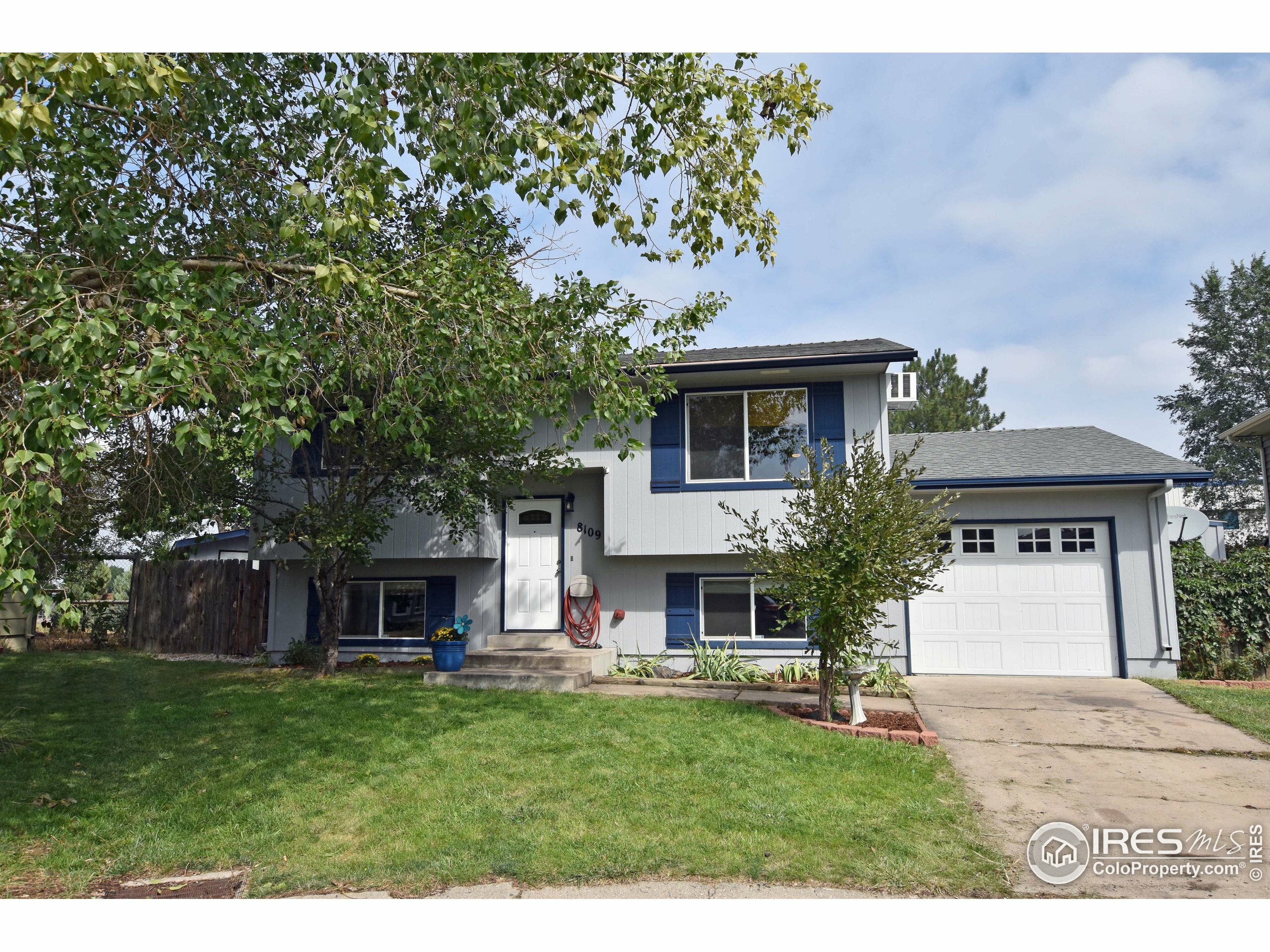 Property Photo:  8109 Mummy Range Dr  CO 80528 