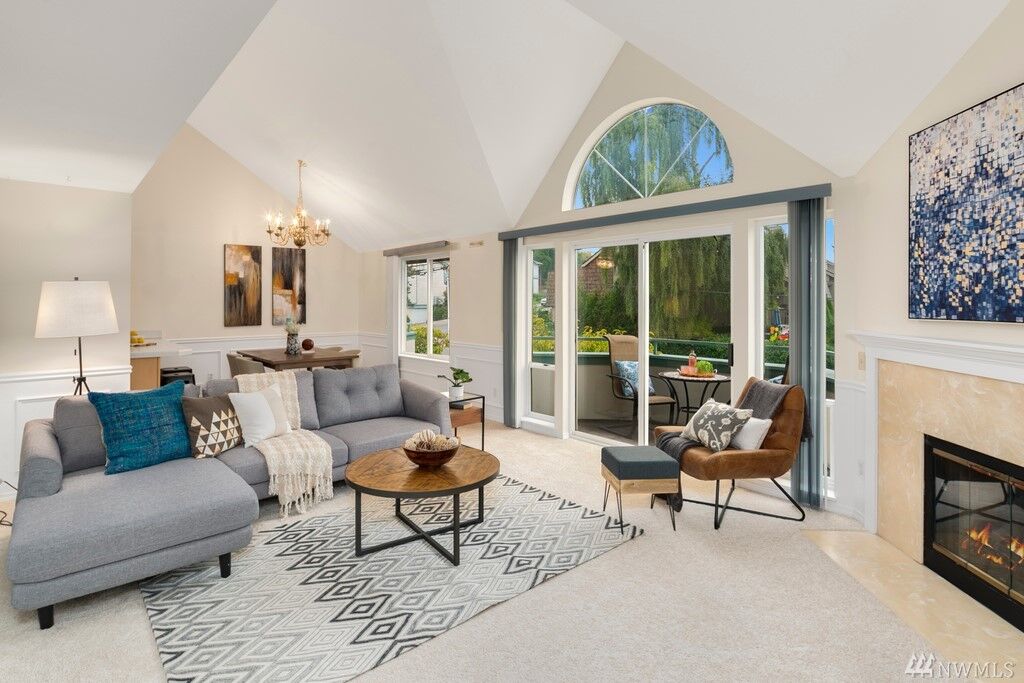 Property Photo: 555 Walnut St 11 WA 98020