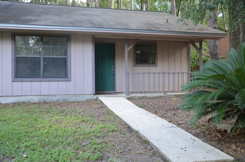 Property Photo:  2054 Hanover Ct.  FL 32303 