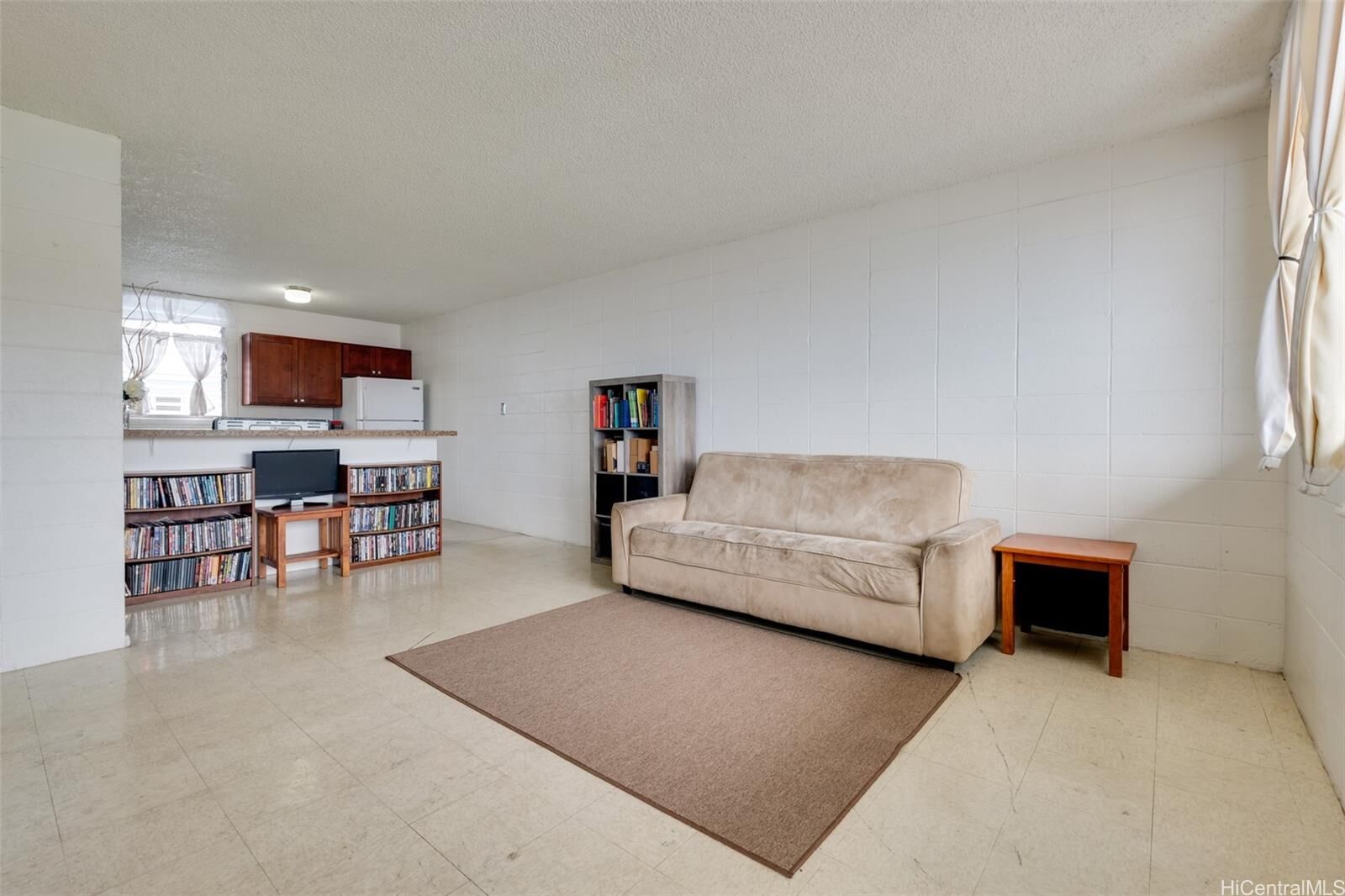 Property Photo:  94-011 Waipahu Street D-315  HI 96797 