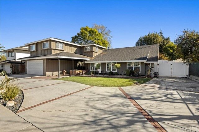 Property Photo:  861 S Earlham Street  CA 92869 