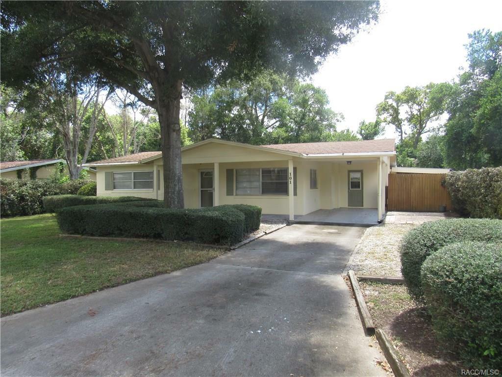 Property Photo:  101 S Jackson Street  FL 34465 