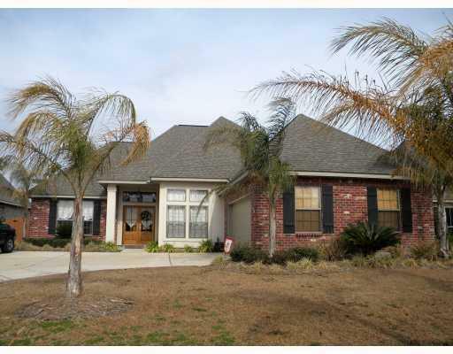 Property Photo:  181 Cypress Lakes Drive  LA 70458 