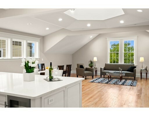 Property Photo: 505 E Broadway Ph MA 02127