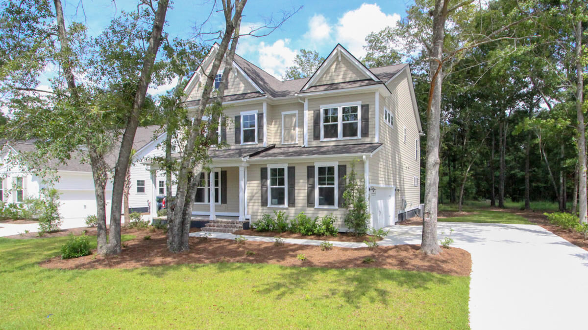 Property Photo: 530 Pontoon Road SC 29450