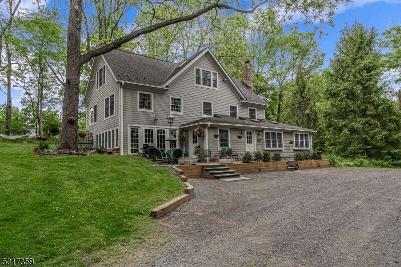 Property Photo: 18 White Bridge Rd NJ 08867
