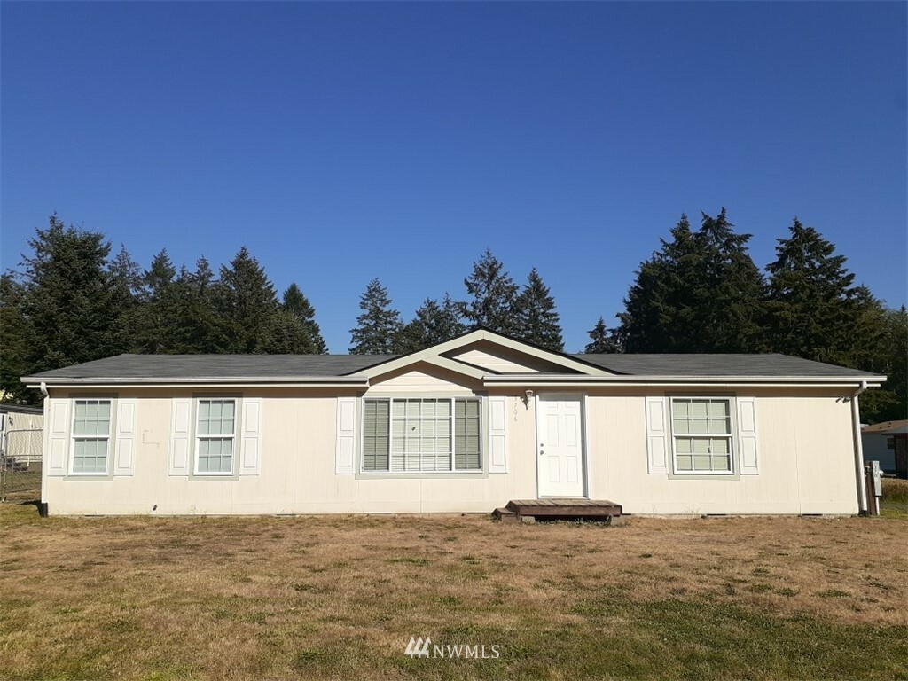 Property Photo:  3706 Eagle Drive NE  WA 98516 