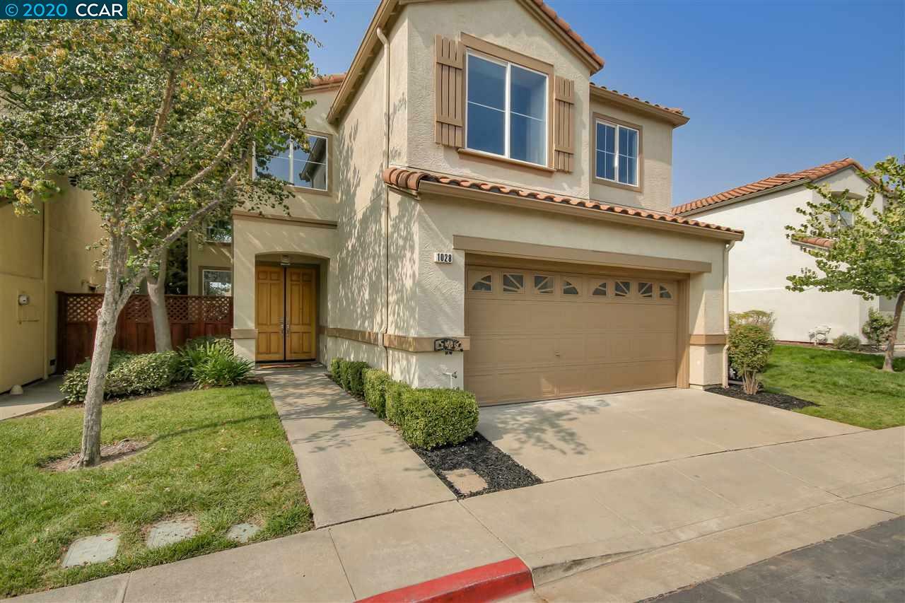Property Photo: 1028 Vista Pointe Circle CA 94582