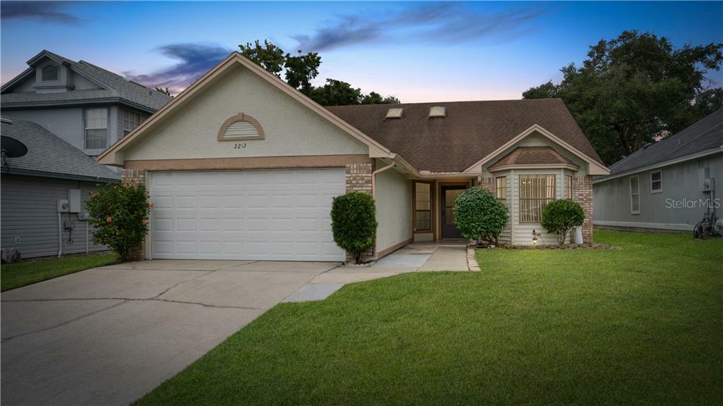 Property Photo: 2212 Grand Tree Court FL 32746