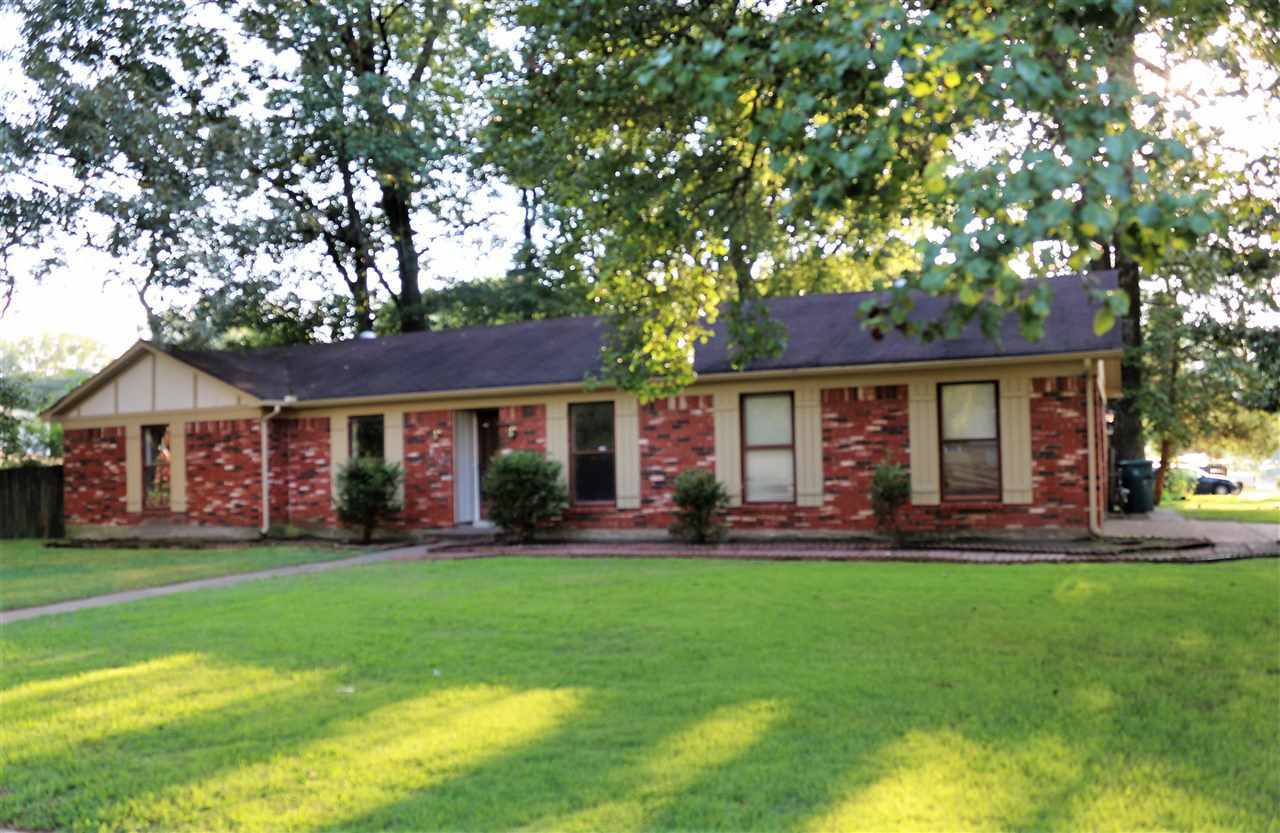 Property Photo: 3151 Chaucer Ln TN 38134
