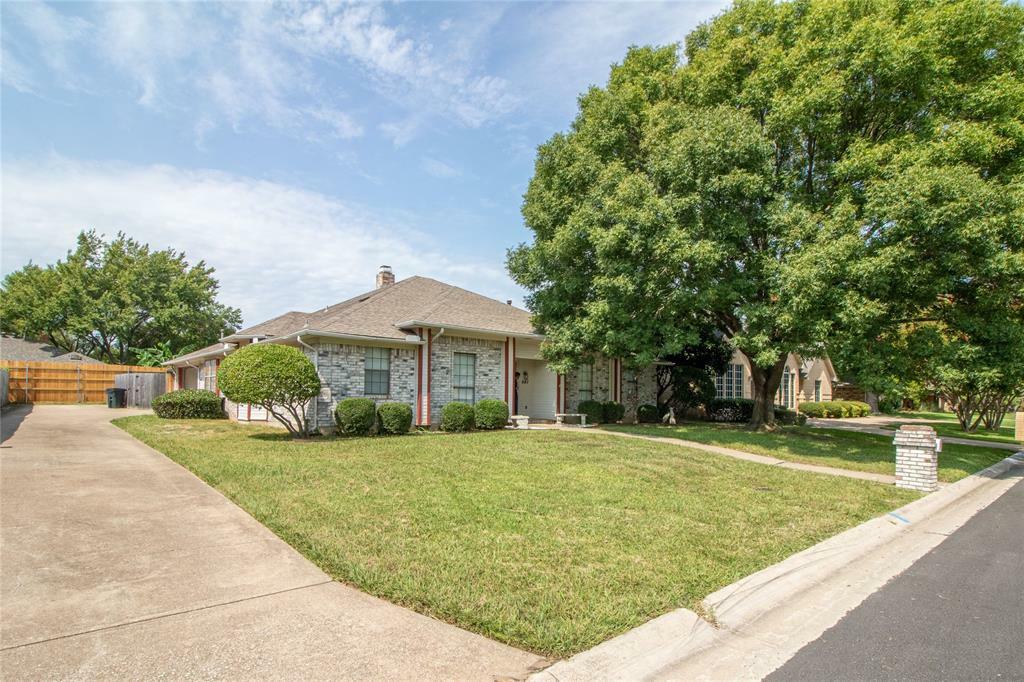 Property Photo:  641 Park Lane  TX 75077 