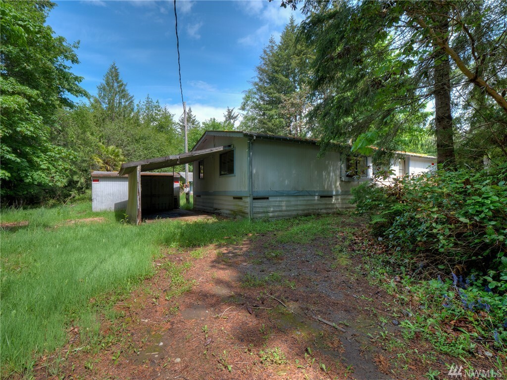 Property Photo:  1000 E Daniels Rd  WA 98584 