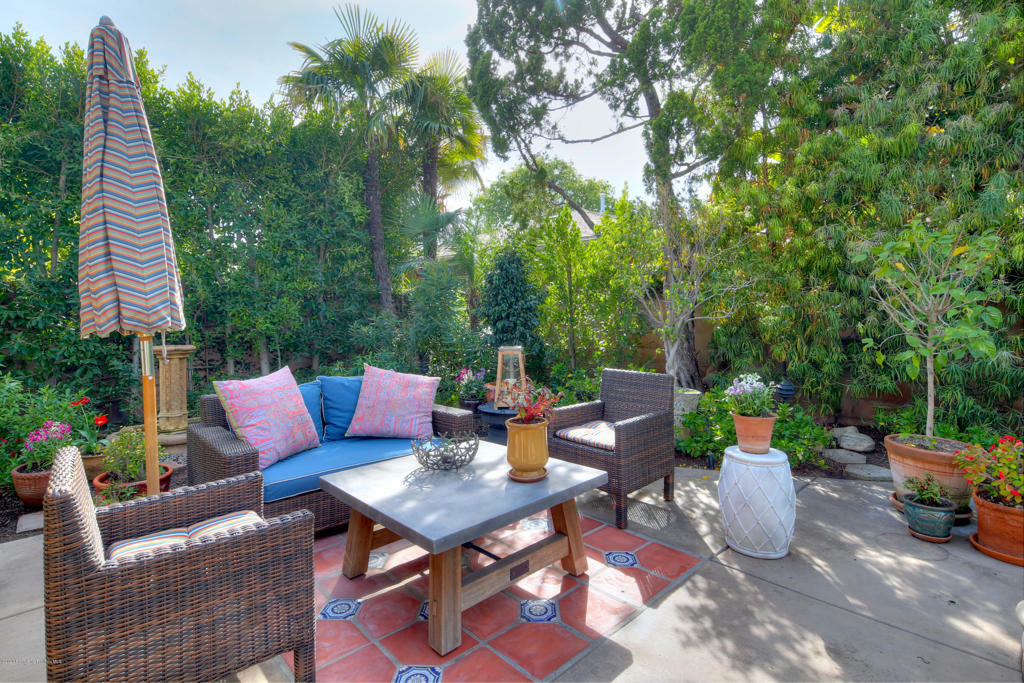 Property Photo: 655 N Sunnyslope Avenue CA 91107