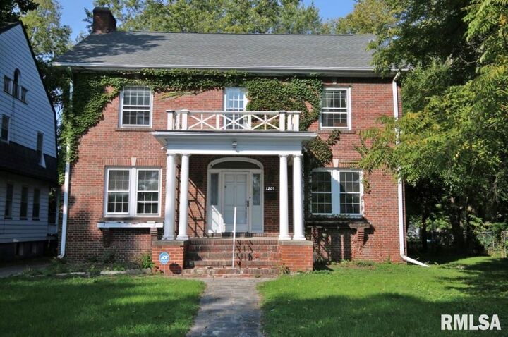 1205 N Flora  Peoria IL 61606 photo