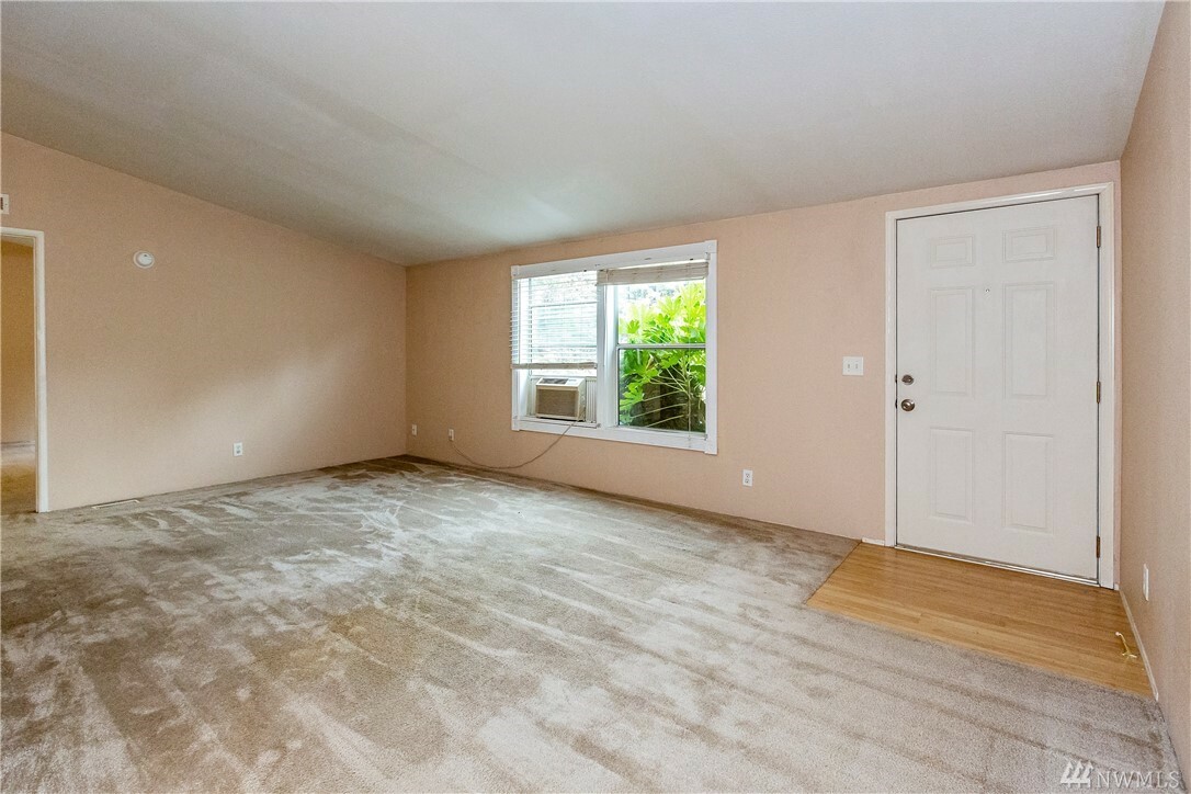 Property Photo: 6116 Kitsap Wy 43 WA 98312