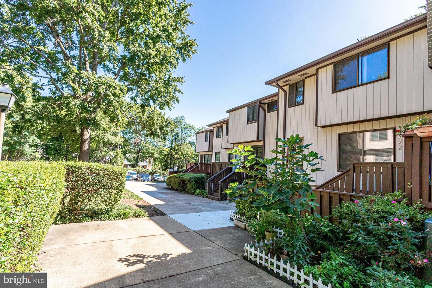 Property Photo:  1772 Westwind Way  VA 22102 