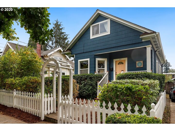 2811 SE 35th Pl  Portland OR 97202 photo