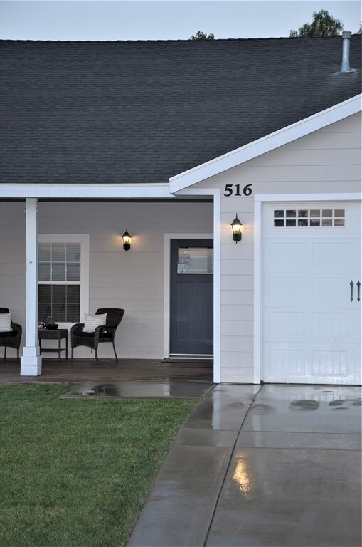 Property Photo:  516 Porter  CA 92028 