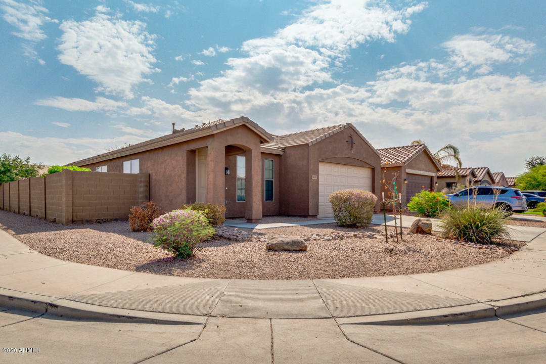 Property Photo:  46101 W Barbara Lane  AZ 85139 